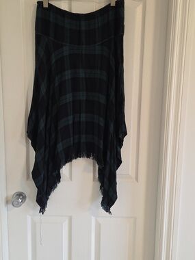 NWOT Chelsea & Violet asymmetrical tartan skirt - Large
